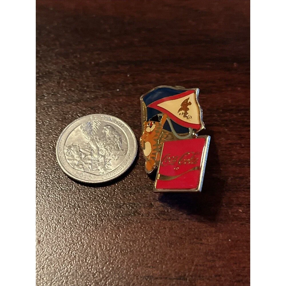 1988‎ Seoul Olympics Coca Cola Hodori Tiger American Samoa Flag Lapel Pin